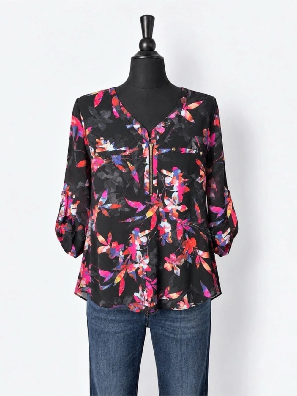 Torrid Floral Blouse in Black & Pink Size 1X Like New
